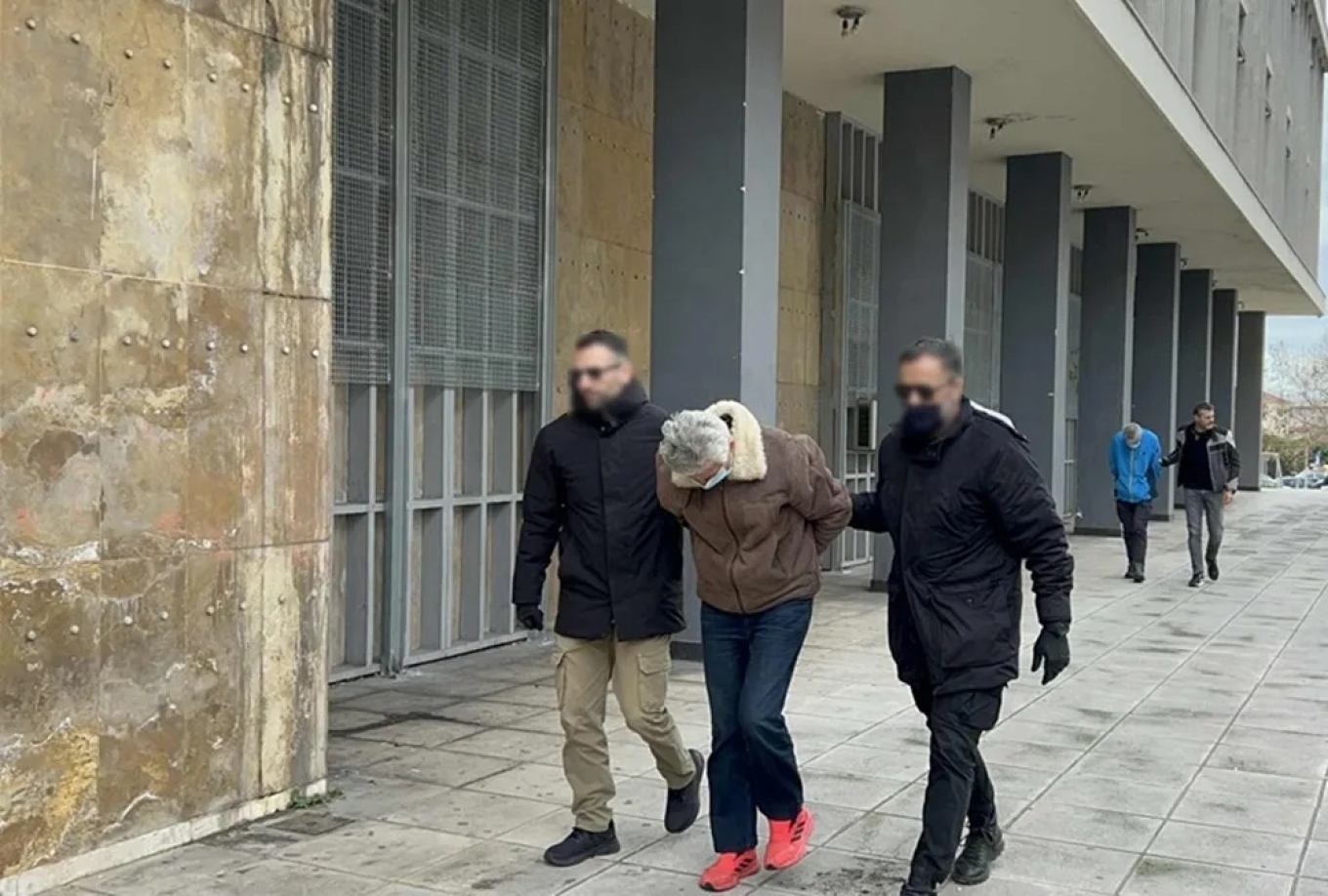 Μενεμένη: Στον ανακριτή οι δύο κατηγορούμενοι για τη διπλή δολοφονία