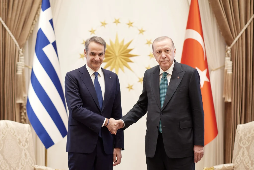 Ελληνοτουρκικός διάλογος με αιχμές: Τι συζήτησαν οι δυο ηγέτες