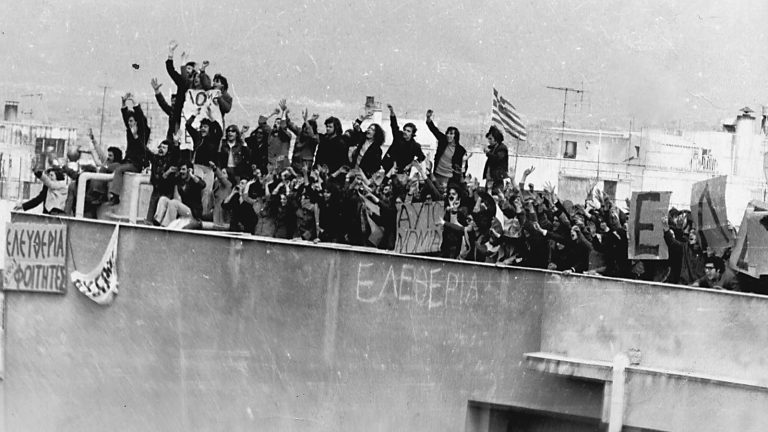 Η κατάληψη της Νομικής που άναψε τη φλόγα του Πολυτεχνείου