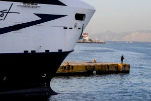 Αναπληρωτές εκπαιδευτικοί: Ποιοι ταξιδεύουν με έως 50% φθηνότερα...