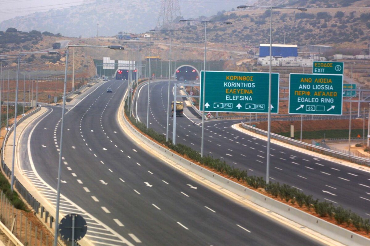 Περιφερειακή Υμηττού: Τροχαίο στο ρεύμα προς Ελευσίνα