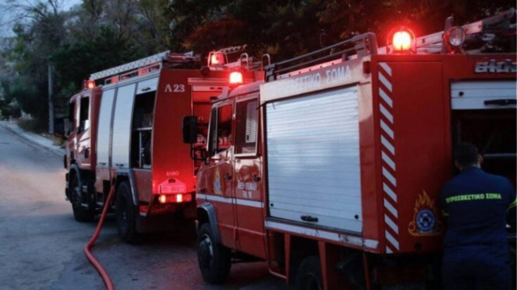 Φωτιά σε αυτοκίνητο στο Μοσχάτο