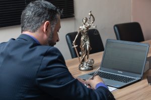 Τι αλλάζει στις ιδιόγραφες διαθήκες με τον νέο νόμο
