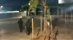 (upd) Ρουβίκωνας: Χτύπησαν άλλα γραφεία αντί της Βιολάντα