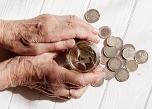 Αυξήσεις συντάξεων στο Δημόσιο: Ποιοι θα λαμβάνουν έως...
