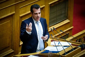 Πλεύρης: Ξεκινά η απέλαση μετανάστη μετά από κάλεσμα για παράνομη μετάβαση στο Ναύπλιο