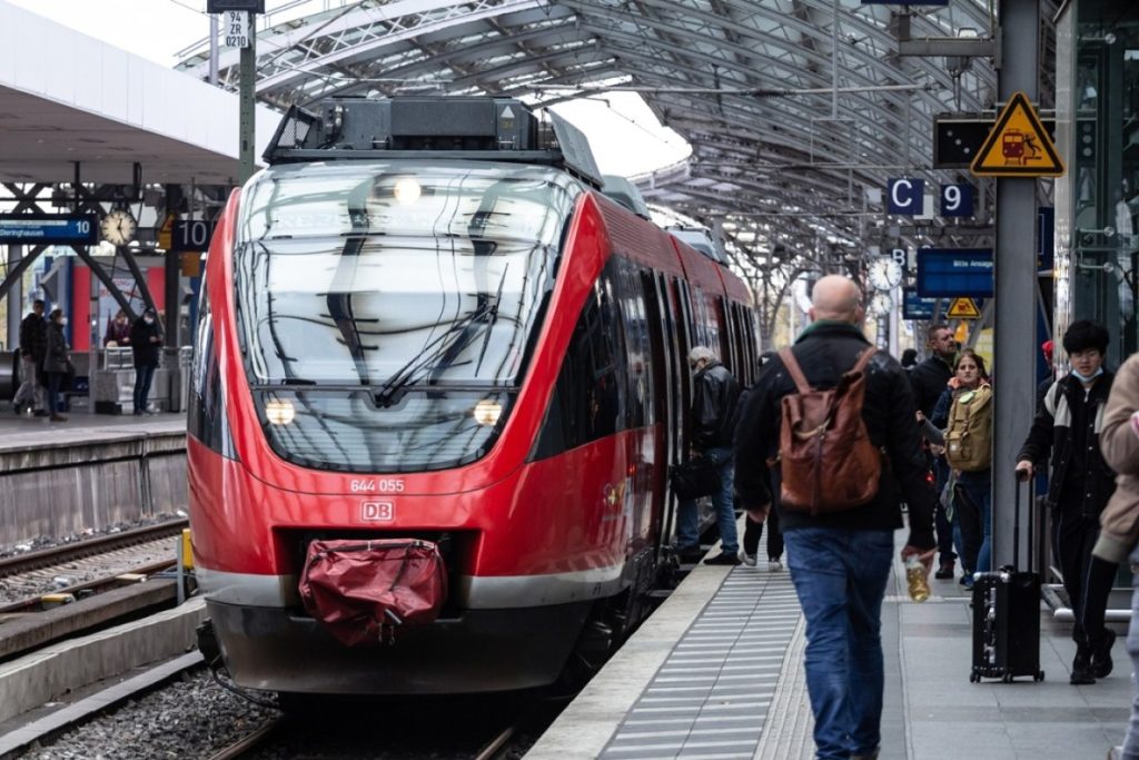 Γερμανία: Νεκρός από εγκεφαλική αιμορραγία ο ελεγκτής – Προφυλακίστηκε 27χρονος Έλληνας