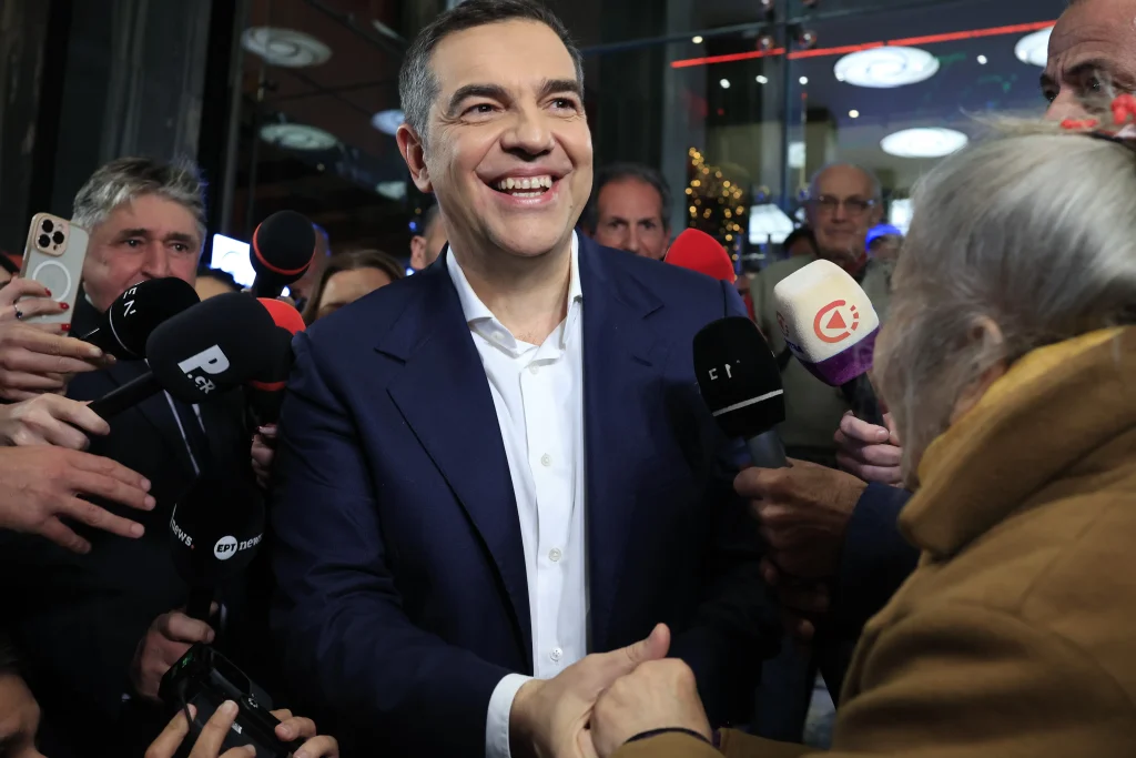 Στο Προεδρικό ο Αλέξης Τσίπρας – Συνάντηση με τον Κωνσταντίνο Τασούλα