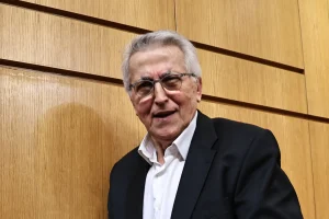 Κακουργηματικές κατηγορίες για τον πρόεδρο της ΓΣΕΕ – Έρευνα για 3 εκατ. ευρώ