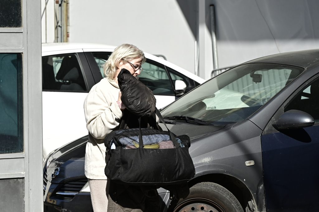 Ελένη Ζαρούλια: Παραδόθηκε στο ΑΤ Πεύκης