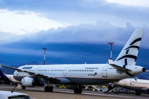 Θέσεις εργασίας στην Aegean: Από πιλότους και cabin crew μέχρι τεχνικούς