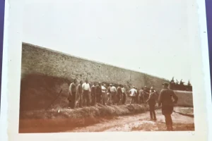 Φωτογραφικό: Ολόκληρη η συλλογή του Χόιερ – Ιστορικό ντοκουμέντο