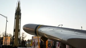 Το Ιράν ανακοίνωσε στοχοποίηση του αμερικανικού αεροπλανοφόρου USS Abraham Lincoln