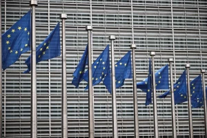 Κομισιόν: Έκτακτα μέτρα για ενέργεια, μεταφορές και ασφάλεια λόγω εξελίξεων σε Ιράν και Μέση Ανατολή