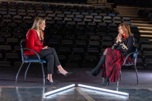 «EQ»: Απόψε τα μεσάνυχτα στο ACTION 24 καλεσμένη η Μιμή Ντενίση