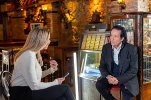 «EQ»: Απόψε στις 00:00 στο Action 24 ο Πασχάλης σε μια συνέντευξη με μνήμες και αποκαλύψεις