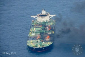 Ομάν: Δεξαμενόπλοιο χτυπήθηκε από άγνωστο βλήμα – Ζημιές...
