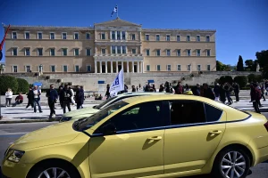 Λασίθι: Συνελήφθησαν τρεις οδηγοί ταξί – Ζητούσαν περισσότερα χρήματα από όσα έδειχνε το ταξίμετρο