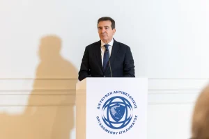 Χρυσοχοΐδης: Έρχονται drones και αυστηρότεροι έλεγχοι στους δρόμους της Αττικής