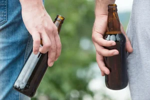 Αχαΐα: Στο νοσοκομείο 15χρονη μετά από κατανάλωση αλκοόλ...