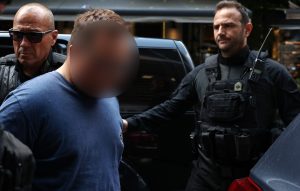 Δίκη για τη μητροκτονία στη Λάρισα: «Δεν είμαι δολοφόνος» είπε ο 22χρονος