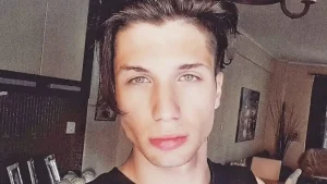 Συγκινητική “εξομολόγηση” του youtuber Γιάννη Αεράκη: “Περνάω καρκίνο…”