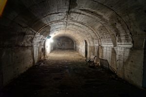 Τα μυστικά καταφύγια κάτω από την Αθήνα – Πού ακριβώς βρίσκονται