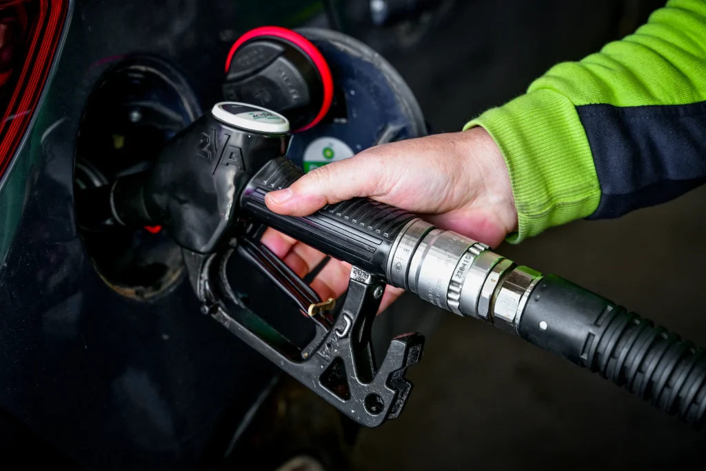 Fuel Pass: Έως 31 Ιουλίου η επιδότηση καυσίμων – Ποιοι κινδυνεύουν να χάσουν τα χρήματα