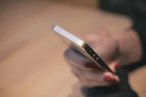 Πώς να προστατεύσετε κινητό και υπολογιστή από τη...