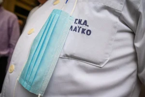 Λαϊκό Νοσοκομείο: Κατέφθασαν 20 ασθενοφόρα σε δύο ώρες – Χάος στην εφημερία