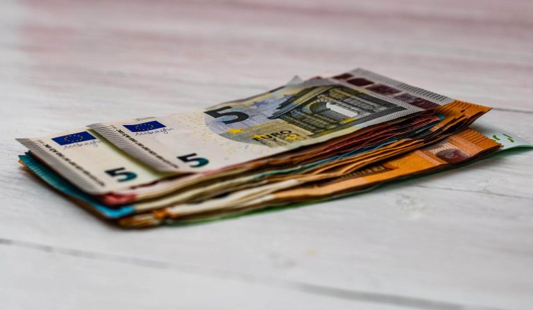 Έκτακτο επίδομα 150€: Ποιοι θα πληρωθούν Ιούνιο και ποιοι Αύγουστο