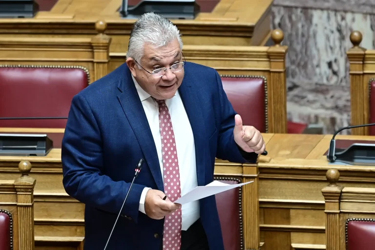 Ισοτιμία πτυχίων ΤΕΙ: Γιατί καθυστερεί η ρύθμιση – Τι είπε ο Παπαϊωάννου στη Βουλή