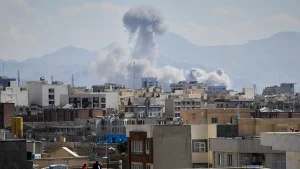 Σε πόσες χώρες επιτέθηκε το Ιράν μέσα σε 24 ώρες