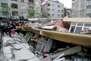 Από έκρηξη φυσικού αερίου η κατάρρευση των κτηρίων στην Κωνσταντινούπολη