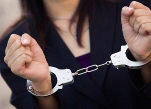 Σοκ από την υπόθεση κακοποίησης βρέφους στην Πάτρα: Συνελήφθη η μητέρα