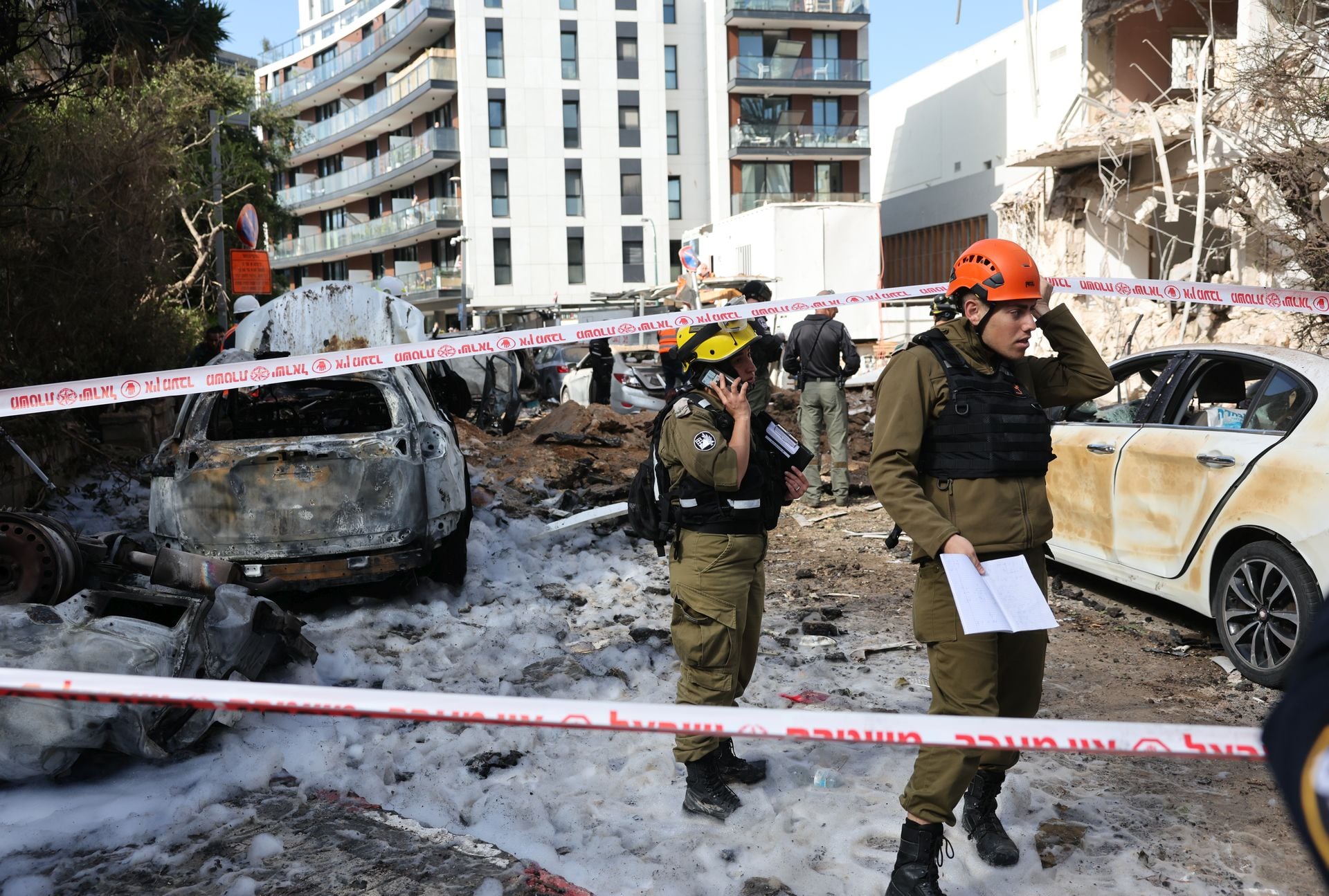 Τελ Αβίβ: Πύραυλος με 100 κιλά εκρηκτικών έπληξε το κέντρο