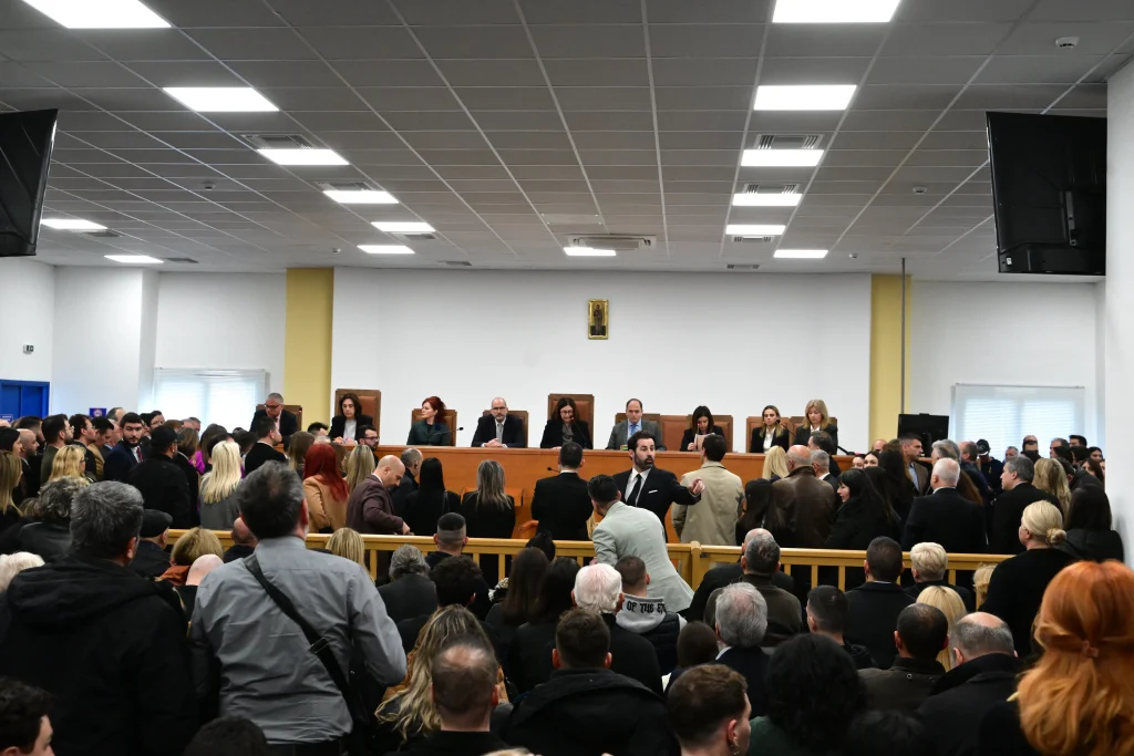 Δίκη για τα Τέμπη: Το τραγικό διαδικαστικό σε αριθμούς
