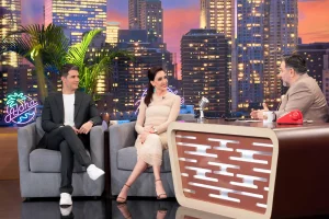 The 2Night Show απόψε (10/3): Ο Αρναούτογλου υποδέχεται την Έβελυν Ασουάντ, τη Μάρτζυ Λαζάρου και τον Δημήτρη Πανόπουλο