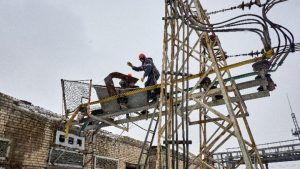 Ρωσική επίθεση προκαλεί ζημιές σε ενεργειακές και λιμενικές υποδομές στη νότια Ουκρανία