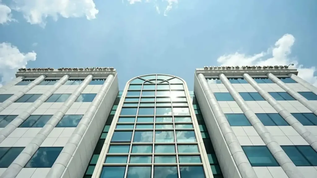 Παγκόσμιο sell-off λόγω Μέσης Ανατολής: «Βουτιά» σε Ευρώπη και Ασία, ισχυρές πιέσεις στο Χρηματιστήριο Αθηνών – Άνοδος για το δολάριο