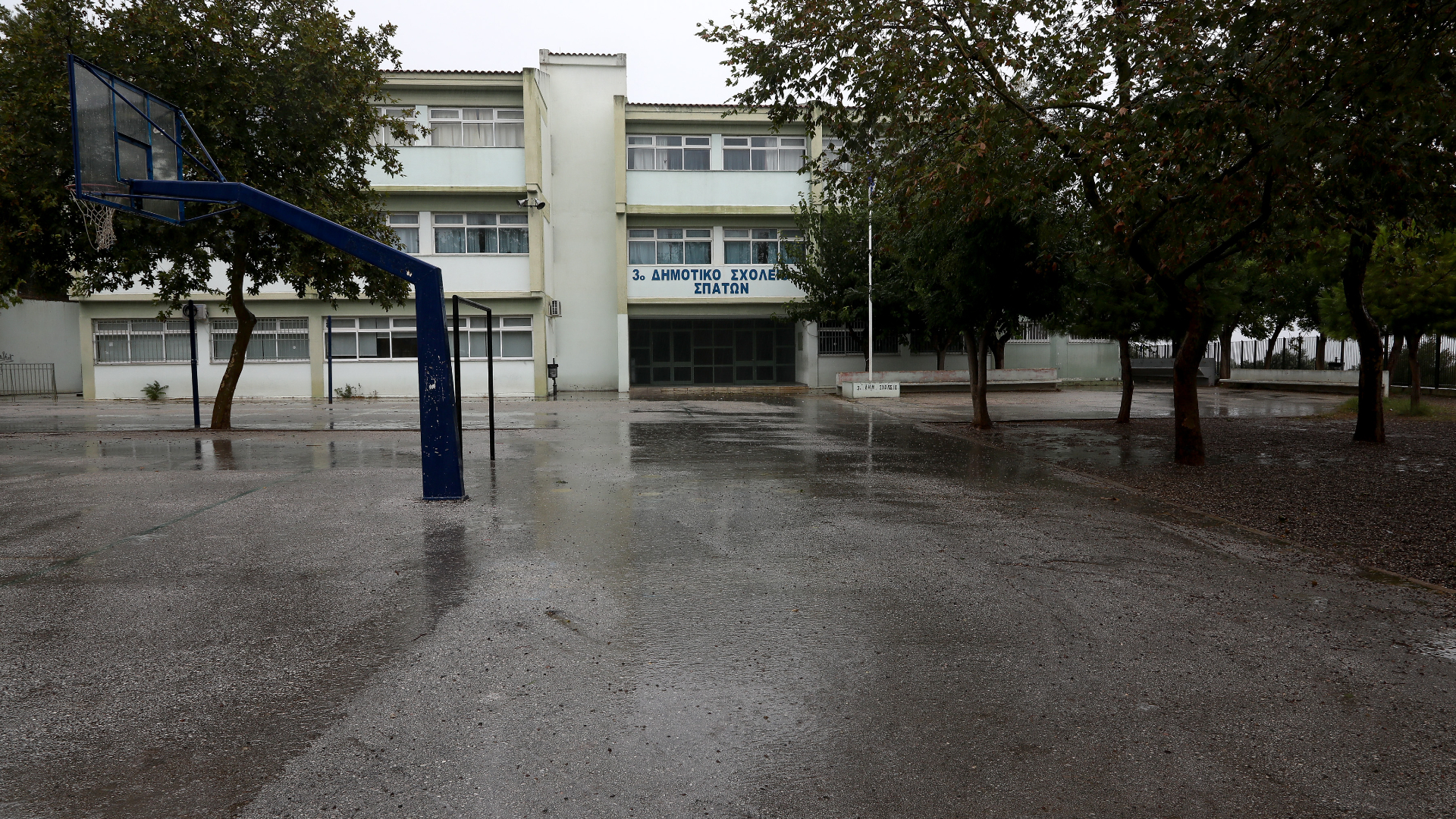 Πού θα είναι κλειστά τα σχολεία αύριο Πέμπτη 2 Απριλίου
