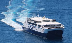 Βλάβη στην άγκυρα στο λιμάνι Πάρου – Τι συμβαίνει με το δρομολόγιο