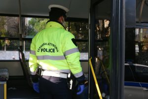 Από γκαζάκια μέχρι όπλα στα ΜΜΜ – Δεκάδες συλλήψεις καθημερινά