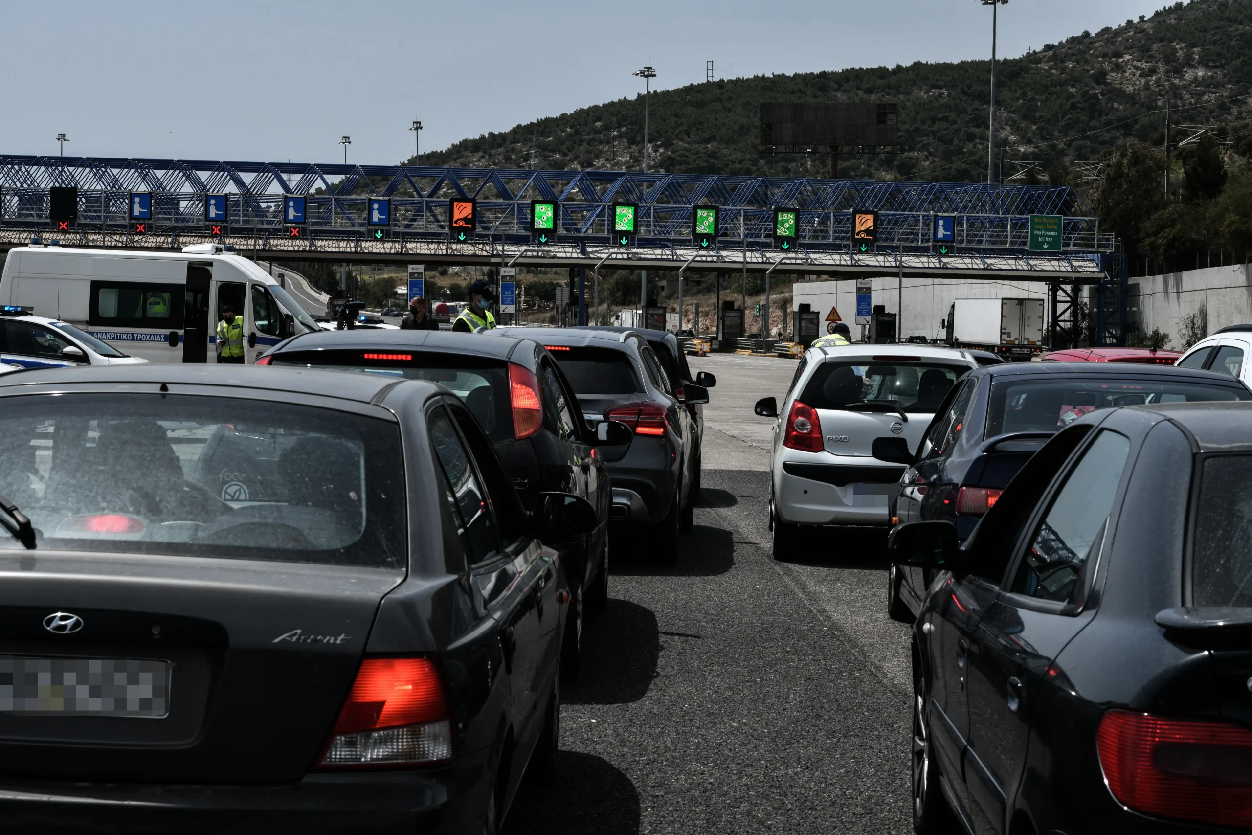 Έξοδος Πρωτομαγιάς: Πού θα γίνουν έλεγχοι και πότε ισχύει η απαγόρευση φορτηγών