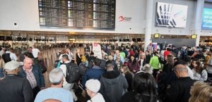 Χάος στα αεροδρόμια της Ευρώπης: Καθυστερήσεις έως 3 ώρες λόγω του νέου συστήματος ελέγχων