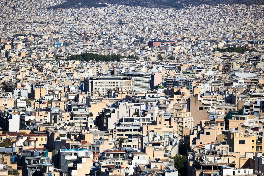 Ανακαινίζω 2026: Ανοίγουν οι αιτήσεις μέσω gov.gr – Ποιοι παίρνουν επιδότηση