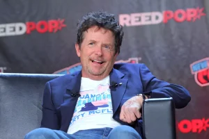 CNN: Ζήτησε συγγνώμη από τον Michael J. Fox για λάθος «αφιέρωμα» που τον εμφάνιζε νεκρό