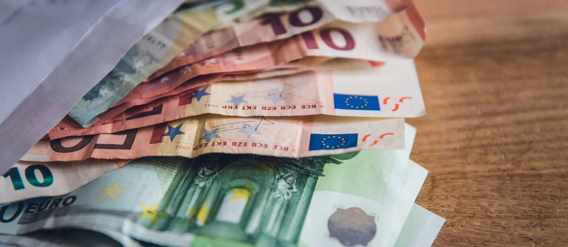 Αν ο εργοδότης σας ζητήσει πίσω το δώρο – Τι πρέπει να κάνει άμεσα ο εργαζόμενος