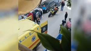 Τροχαίο στην Καλλιθέα: Μηχανή παρέσυρε παιδί 12 ετών