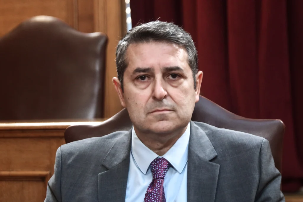 Γιώργος Μυλωνάκης: Εξιτήριο μετά τη μεγάλη περιπέτεια υγείας – Επιστρέφει στο σπίτι του